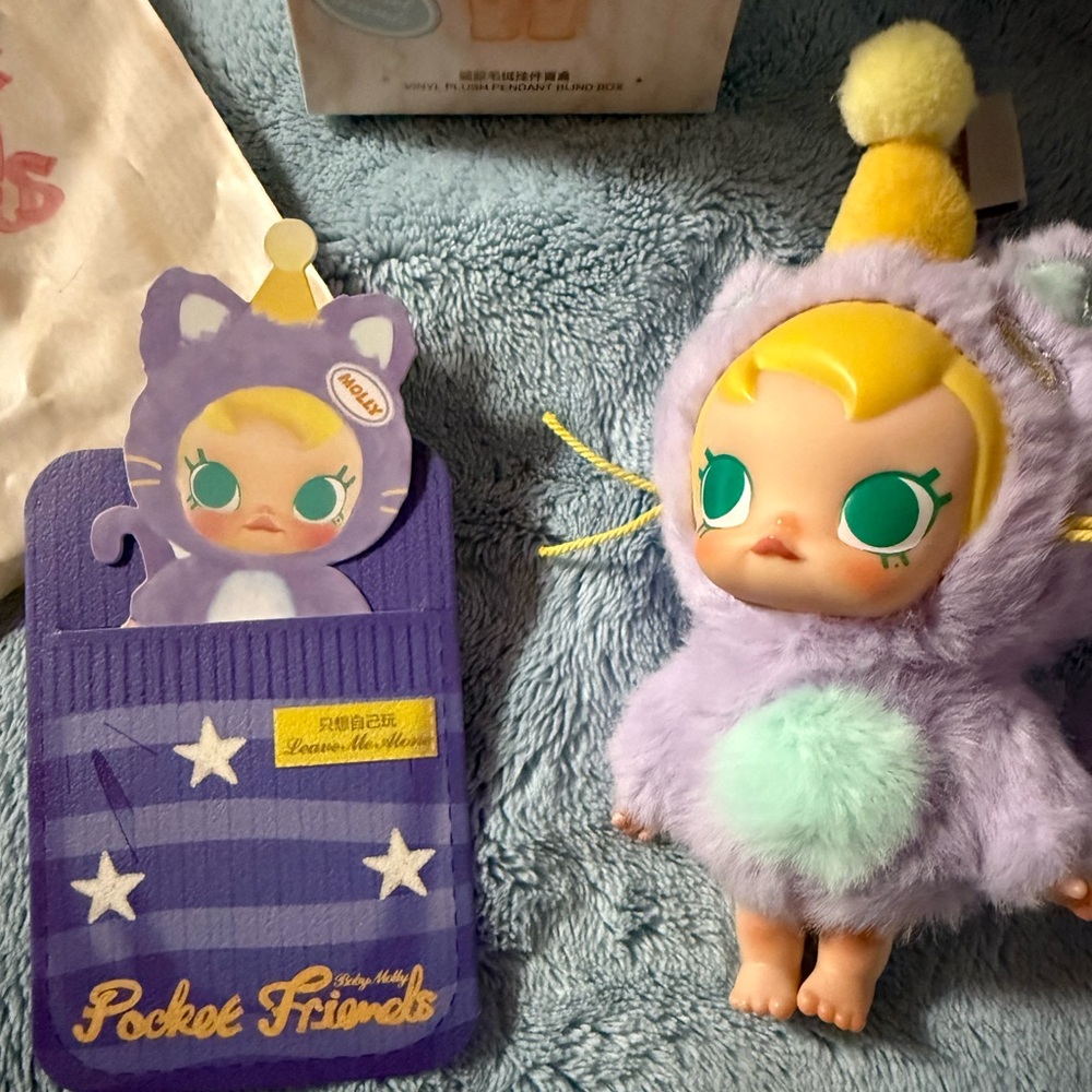 Pop Mart Baby Molly Pocket Friends Series Vinyl Plush Pendant Leave Me Alone